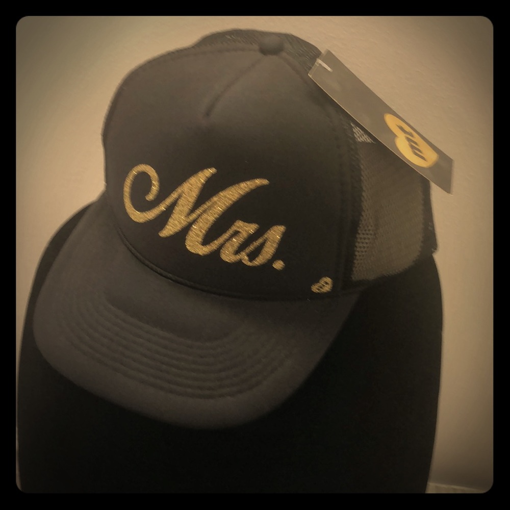 Mrs. Hat
